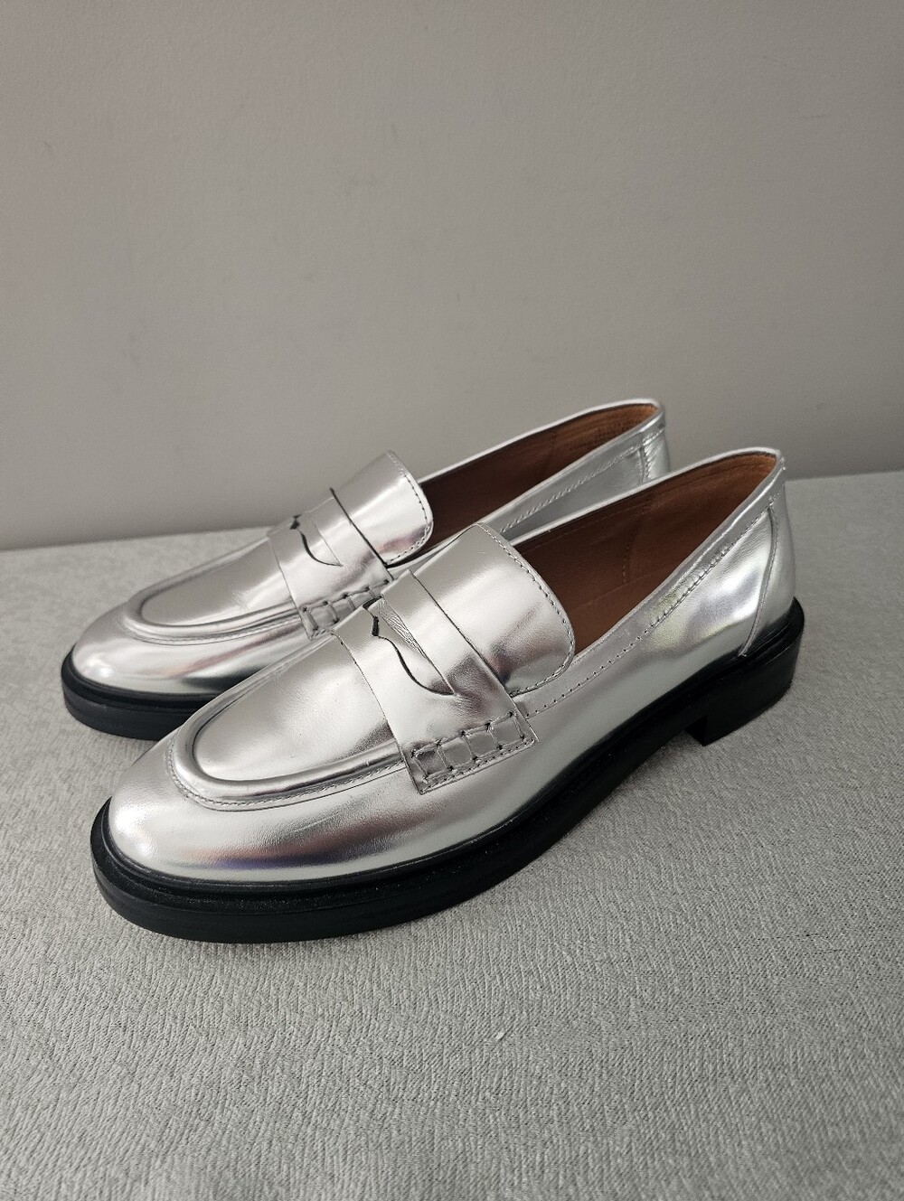 MADEWELL The Vernon Womens Metallic Silver Loafers